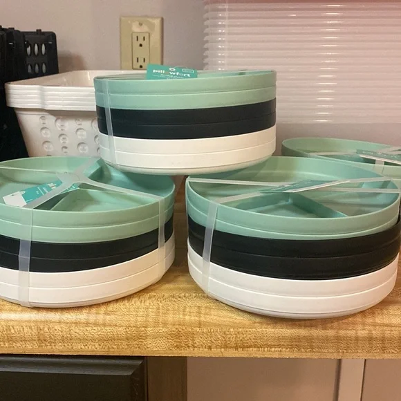 Pillowfort Divided Plates - Picture 3 of 3